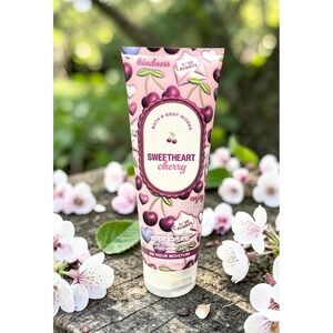 Bath & Body Works Ultimate Hydration Body Cream - Sweetheart Cherry - NEW